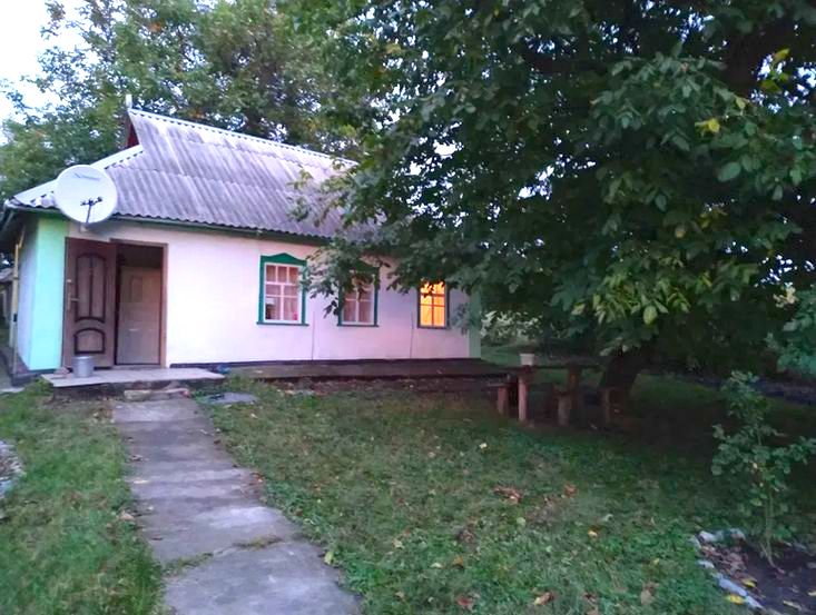 Cheap House For Sale In Ukraine With Land And Fully Freehold   Front Of House For Sale In Ukraine 